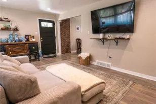913 4th St, Baden, PA 15005 - Photo 12