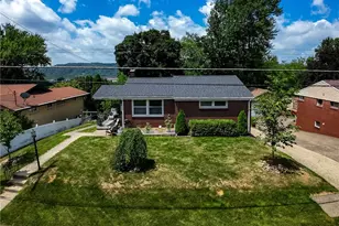 913 4th St, Baden, PA 15005 - Photo 2