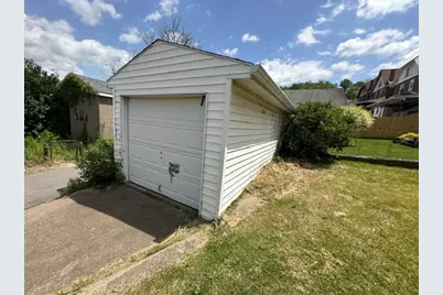 805 18th St, Ambridge, PA 15003 - Photo 2