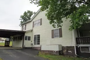 1013 W Front St, Dunbar Township, PA 15455 - Photo 2