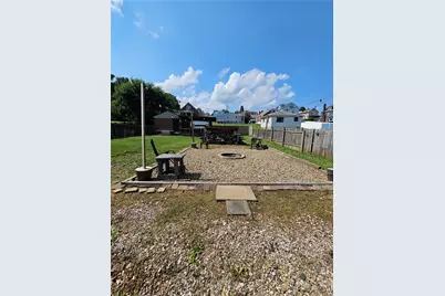 1113 Cleveland Ave, Brackenridge, PA 15014 - Photo 20
