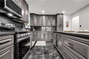 101 Carrington Ct, Monroeville, PA 15146 - Photo 14