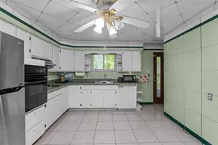 1105 Greentree Rd, Green Tree, PA 15220 - Photo 14