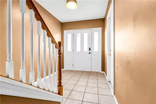 501 Wingate Dr, Robinson Twp, PA 15205 - Photo 8