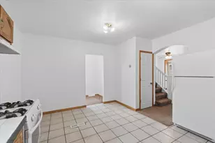 199 Poplar St, Applewold Boro, PA 16201 - Photo 8