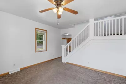 199 Poplar St, Applewold Boro, PA 16201 - Photo 6