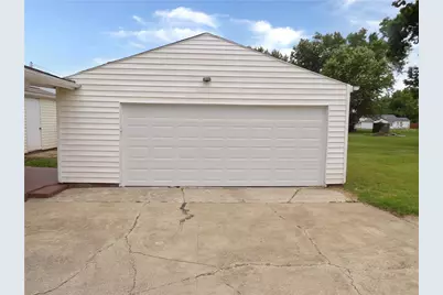 1009 Arlington Dr, Pymatuning Township, PA 16125 - Photo 14