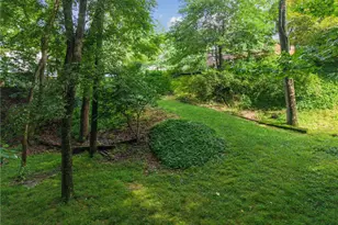 2104 Berkshire Dr, Monroeville, PA 15146 - Photo 46