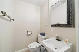 2104 Berkshire Dr, Monroeville, PA 15146 - Photo 26