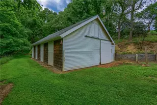 245 Hutchman Rd, Adams Township, PA 16046 - Photo 6