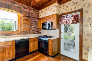 156 Taylor Ave, Beaver, PA 15009 - Photo 14