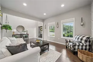 7727 Natalie Ln, North Huntingdon, PA 15642 - Photo 8