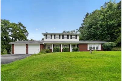 37 Millersdale Rd, Jeannette, PA 15644 - Photo 2