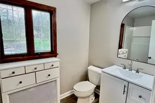 4499 Mt Royal Blvd, Hampton, PA 15101 - Photo 8