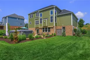 217 Hickory Ln, Adams Township, PA 16046 - Photo 8