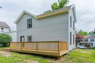 410 Washington St, Jamestown, PA 16134 - Photo 4