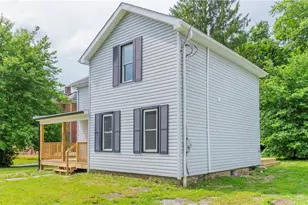 410 Washington St, Jamestown, PA 16134 - Photo 6