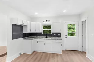 410 Washington St, Jamestown, PA 16134 - Photo 12