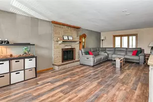 3118 Haberlein Rd, Hampton, PA 15044 - Photo 2