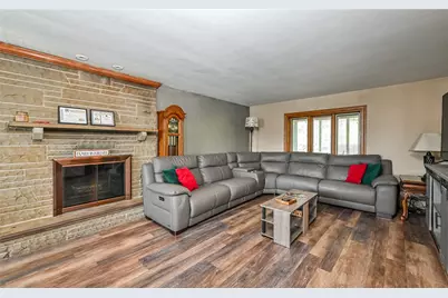 3118 Haberlein Rd, Hampton, PA 15044 - Photo 4