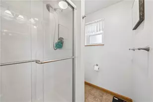 371 Niagara Dr, Irwin, PA 15642 - Photo 20