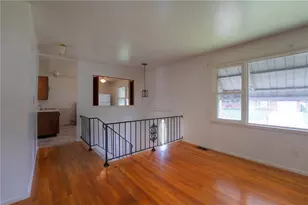 105 Mt Pleasant Blvd, Manor, PA 15642 - Photo 2