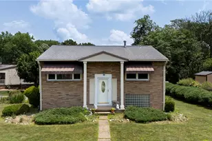 105 Mt Pleasant Blvd, Manor, PA 15642 - Photo 1