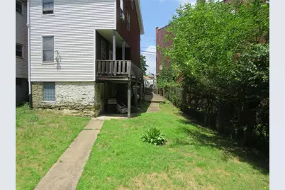 1009 Chartiers Ave, McKees Rocks, PA 15136 - Photo 32