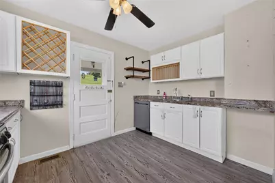 13 Washington Ave, North Irwin, PA 15642 - Photo 16