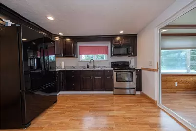 1112 S Hewitt Ave, Canton Township, PA 15301 - Photo 10
