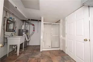 1112 S Hewitt Ave, Canton Township, PA 15301 - Photo 24