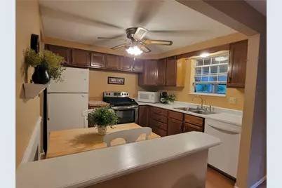 4011 Firethorn Dr, Kennedy Township, PA 15136 - Photo 10