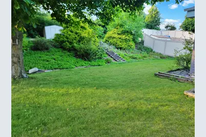 4011 Firethorn Dr, Kennedy Township, PA 15136 - Photo 38