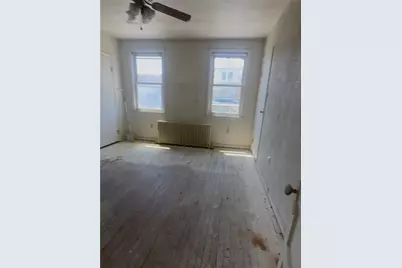 810 Woodward Ave, McKees Rocks, PA 15136 - Photo 2