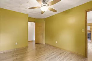 413 Stadium Dr, Somerset Township, PA 15501 - Photo 28