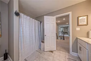 304 Stoneridge Ln, Adams Township, PA 16046 - Photo 30