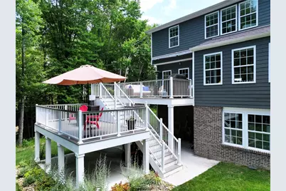 304 Stoneridge Ln, Adams Township, PA 16046 - Photo 8