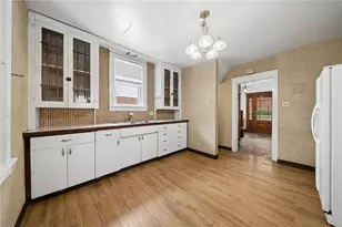 333 Greenwood Pl, Bridgeville, PA 15017 - Photo 14