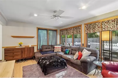 2746 Kingston Dr, Harrison Township, PA 15065 - Photo 10