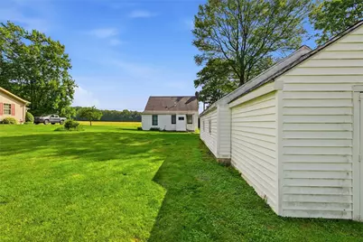 2800 Robertson Rd, Sharpsville, PA 16150 - Photo 6