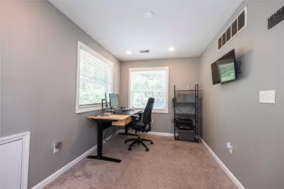 136 Keithwood Dr, Middlesex Township, PA 16059 - Photo 12
