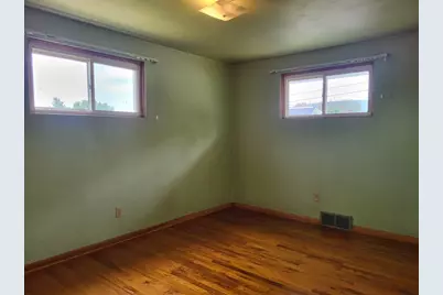 332 W Keeling Ave, Derry Boro, PA 15627 - Photo 14