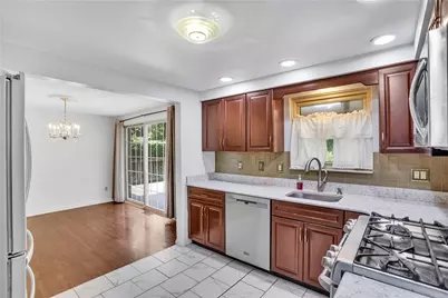 176 Richmore Dr, Pittsburgh, PA 15147 - Photo 10