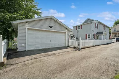 514 Finley St, Monongahela City, PA 15063 - Photo 4