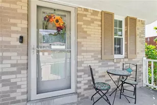 236 Shafer Rd, Moon/Crescent Twp, PA 15108 - Photo 4