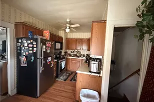 202 Broadway St, West Newton, PA 15089 - Photo 8