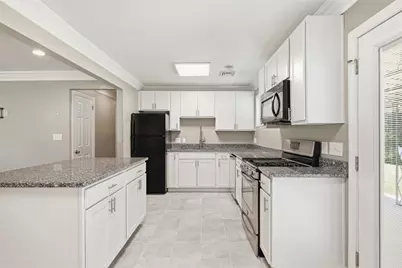 225 Sandalwood Dr, Cranberry Township, PA 16066 - Photo 10