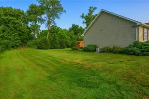 1213 West Dr, Penn Township, PA 16002 - Photo 16