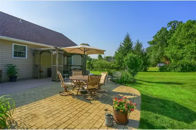 1213 West Dr, Penn Township, PA 16002 - Photo 12