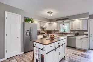 1213 West Dr, Penn Township, PA 16002 - Photo 24